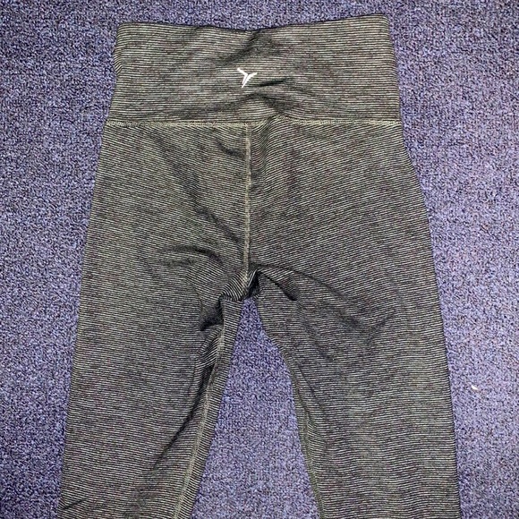 Cropped Lined Leggings - Picture 3 of 3